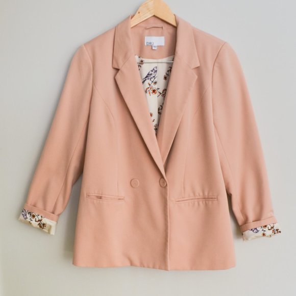 Blush Pink Oversized Blazer - Picture 2 of 4